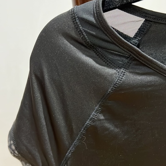 APANA Black Short Sleeve Athletic Shirt - Picture 3 of 5